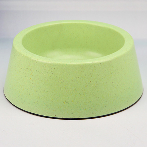 Πιάτο ή μπολ νερού κατάλληλο για γάτες και σκύλους