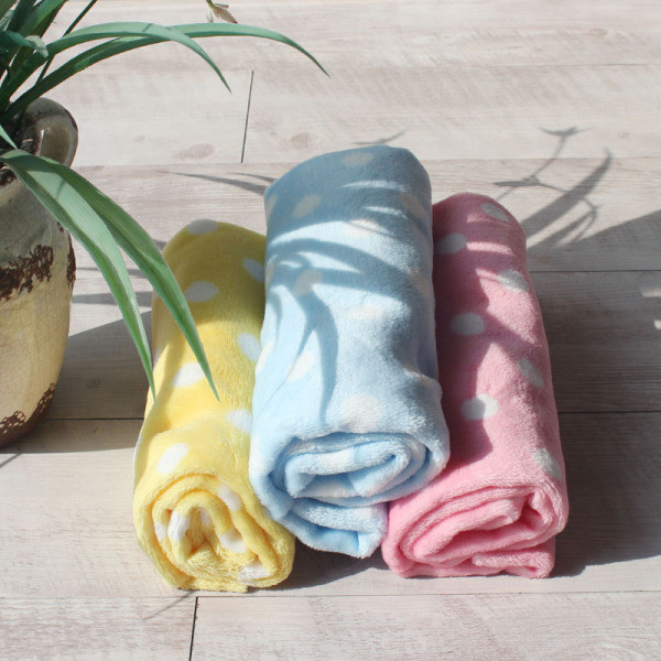 Minkšta antklodė, tinkanti augintiniams