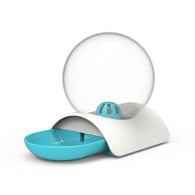 Ūdens dozators piemērots suņiem un kaķiem vairākās krāsās