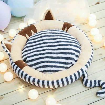 Βελούδινο κρεβάτι με στρογγυλό σχήμα