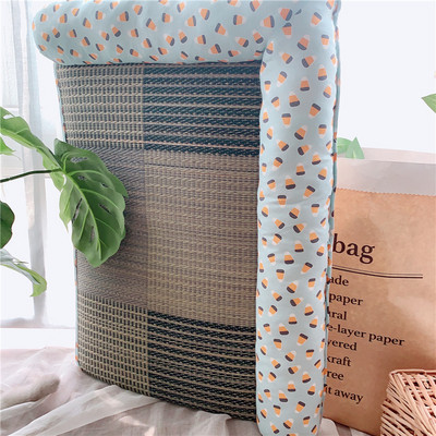 Lova su pagalve tinka katėms ir šunims