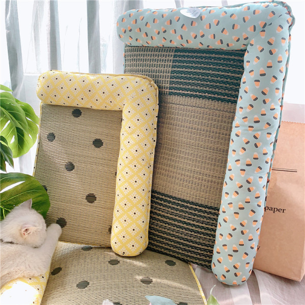 Lova su pagalve tinka katėms ir šunims