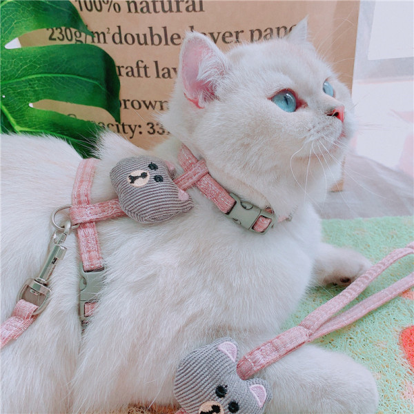 Lesa cu element 3D potrivit pentru pisici