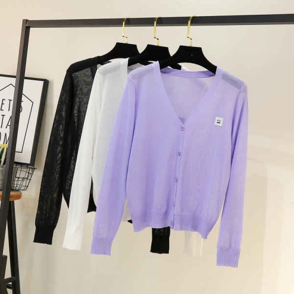 Ikdienas sieviešu veste - ar špica kakla izgriezumu