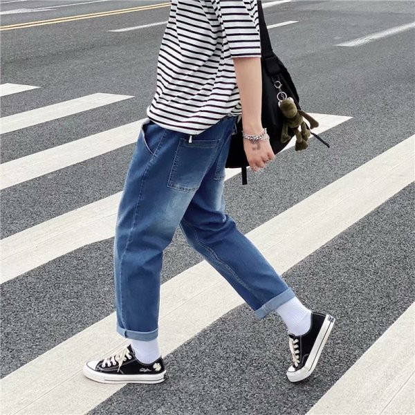 Meeste moodne teksapükste sirge paeltega mudel