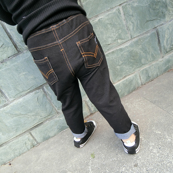 Alkalmi gyerekfarmer fiúknak cipzárral és zsebekkel