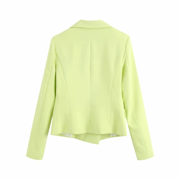 Elegantne spitsikaelusega ja pikkade varrukatega naiste jope