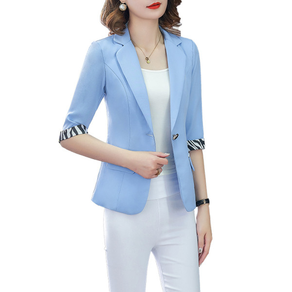 Jauna modeļa pavasara-vasaras jakas piegulošs modelis