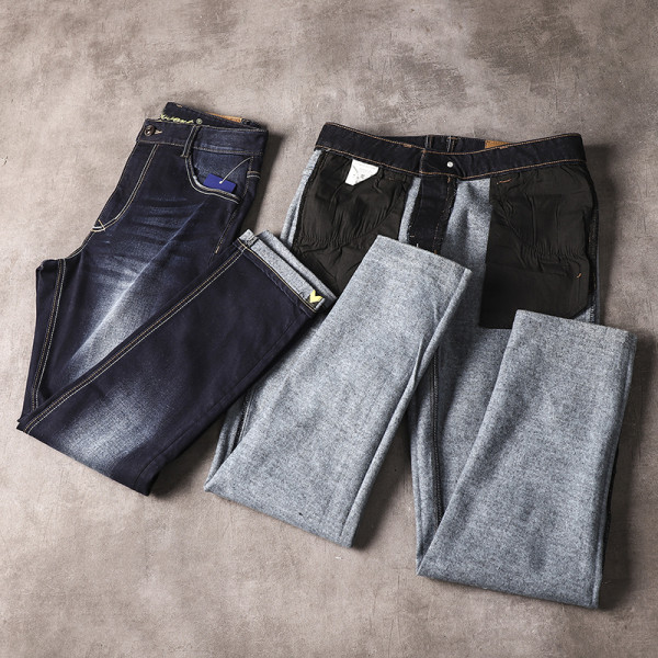 Ανδρικά μακριά τζιν με τσέπες