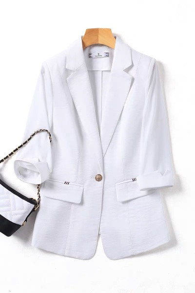 Uue mudeli lühike liibuv tüllvarrukatega jakk