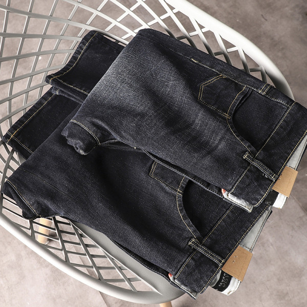 Meeste mustad teksad - sirge mudel