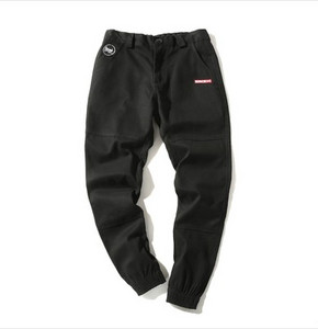 Meeste vabaaja püksid paeltega - kaks mudelit