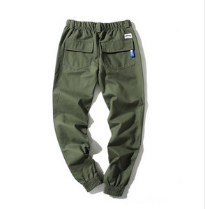 Meeste vabaaja püksid paeltega - kaks mudelit