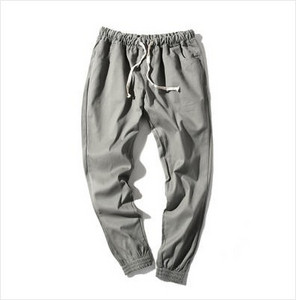 Meeste vabaaja püksid paeltega - kaks mudelit