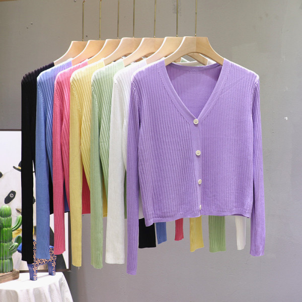 Μοντέρνα γυναικεία ζακέτα  Slim μοντέλο με λαιμόκοψη