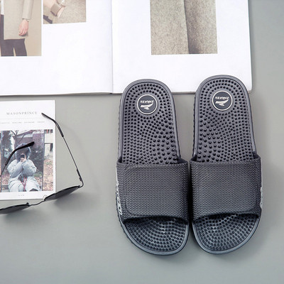 Randa sobivad vabaaja meeste sussid