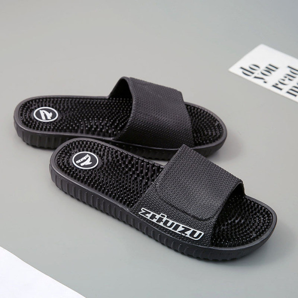 Randa sobivad vabaaja meeste sussid