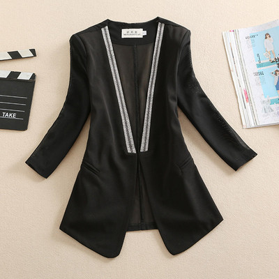 Pikk liibuv jope selja ja tüllvarrukatega