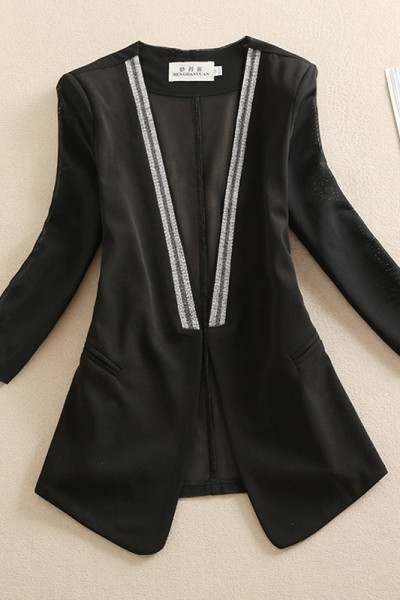 Pikk liibuv jope selja ja tüllvarrukatega