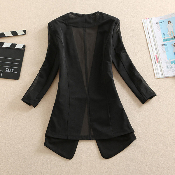 Pikk liibuv jope selja ja tüllvarrukatega