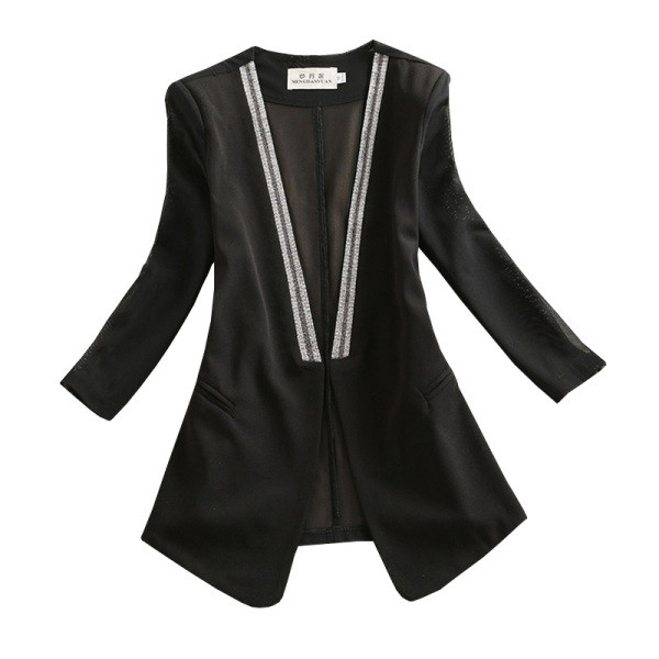 Pikk liibuv jope selja ja tüllvarrukatega