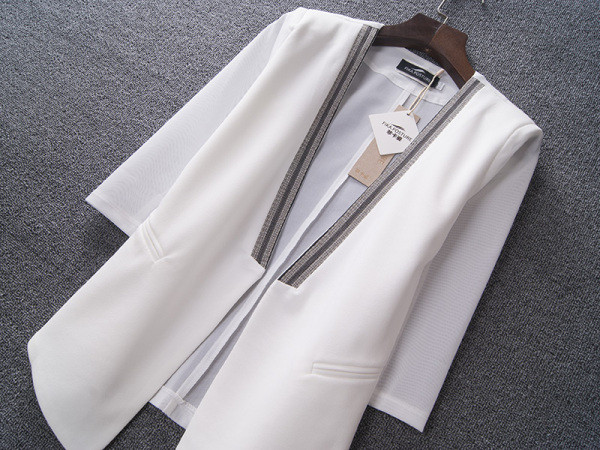 Sieviešu taisna jaka ar 3/4 piedurknēm