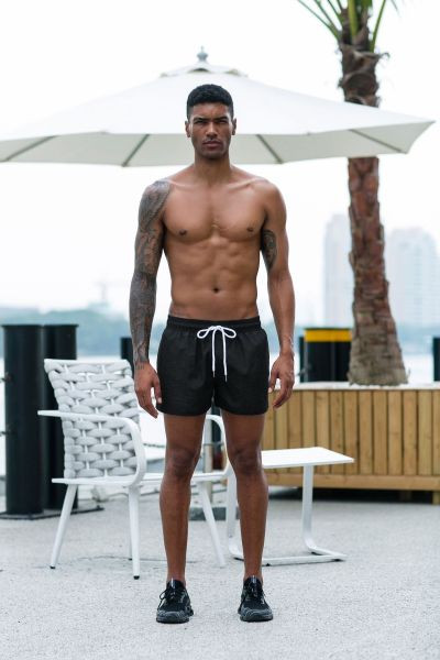 Vīriešu ātri žūstoši šorti ar saitēm un elastīgu jostasvietu