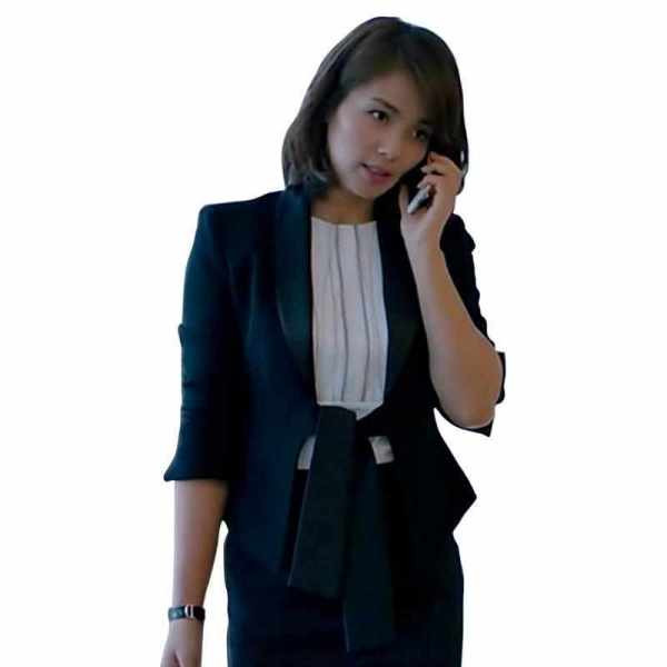 Elegantne naiste lühike paeltega jakk