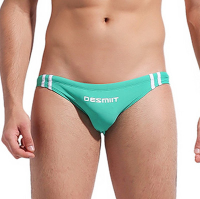 Ανδρικό μαγιό με επιγραφή σε διάφορα χρώματα