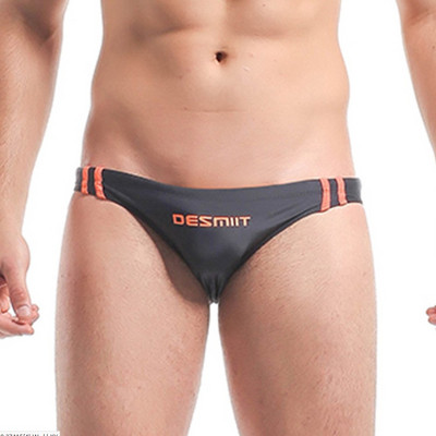 Ανδρικό μαγιό με επιγραφή σε διάφορα χρώματα