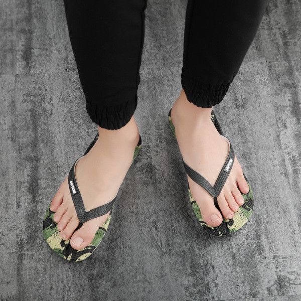 NOUL model de papuci casual barbatesti