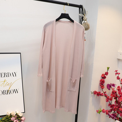 Sieviešu garais jaciņš ar kabatām - piemērots pavasarim un vasarai