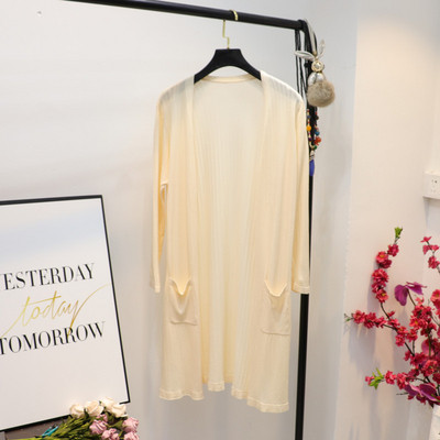 Sieviešu garais jaciņš ar kabatām - piemērots pavasarim un vasarai