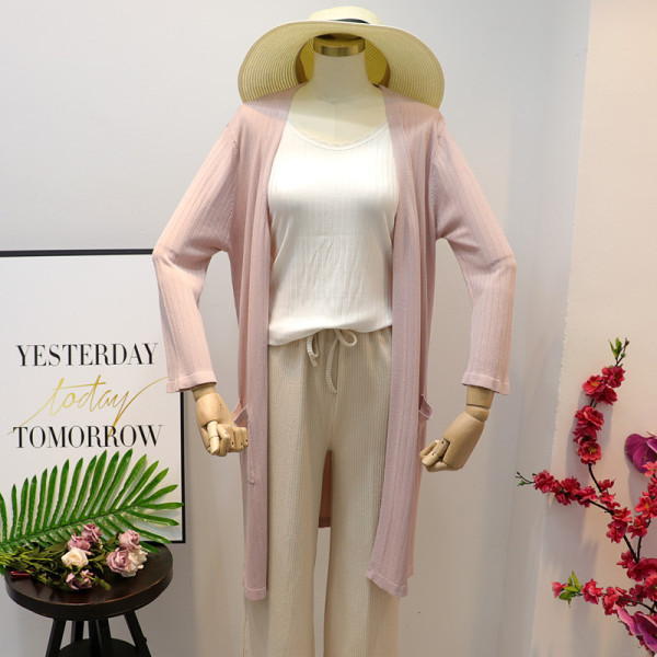 Sieviešu garais jaciņš ar kabatām - piemērots pavasarim un vasarai