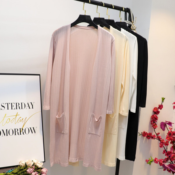 Sieviešu garais jaciņš ar kabatām - piemērots pavasarim un vasarai