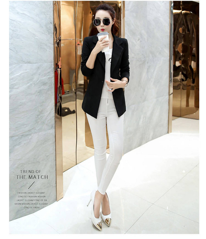 Uue mudeliga liibuv jope nööbiga