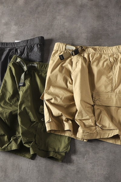 Alkalmi férfi 3/4-es nadrág gumival