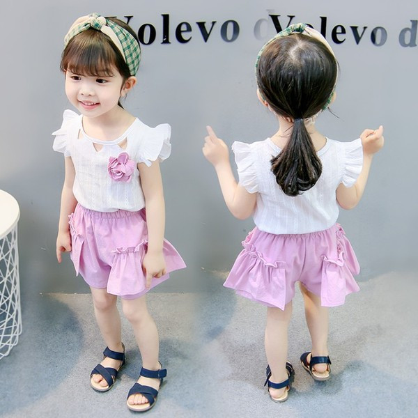 Lastekomplekt tüdrukutele lühikestest pükstest + pluus