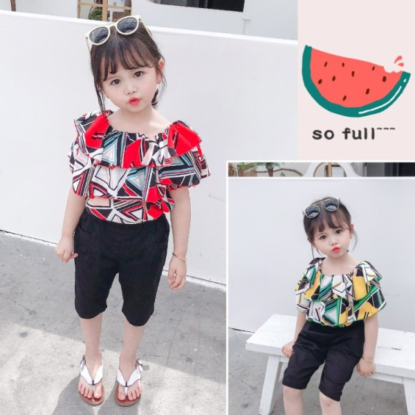 Παιδικό σετ για κορίτσια  μπλούζα με ντεκολτέ + 3/4 παντελόνι