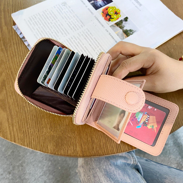 Női pénztárca sima modell cipzárral