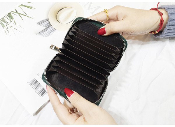 Női pénztárca ekobőr cipzárral, négyzet alakú