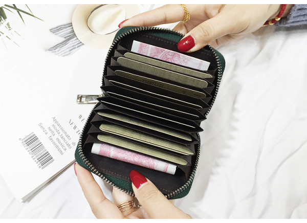 Női pénztárca ekobőr cipzárral, négyzet alakú