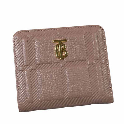 Γυναικείο πορτοφόλι από οικολογικό δέρμα με μεταλλικό στοιχείο