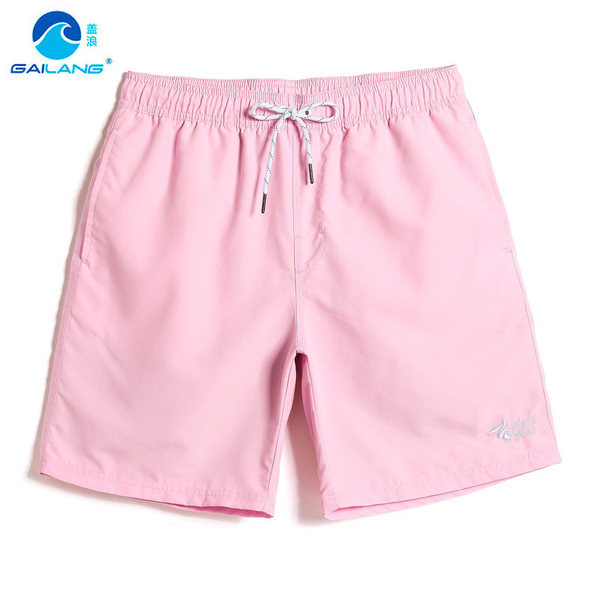Gyorsan száradó anyagból készült férfi strandnadrág rózsaszín színben