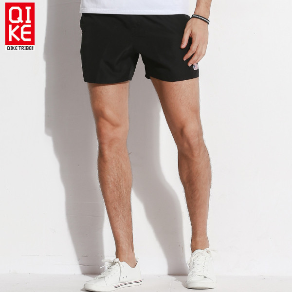 Gyorsan száradó anyagból készült strandnadrág sima modell