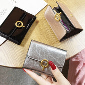 Öko bőrből készült, modern női pénztárca fém rögzítéssel