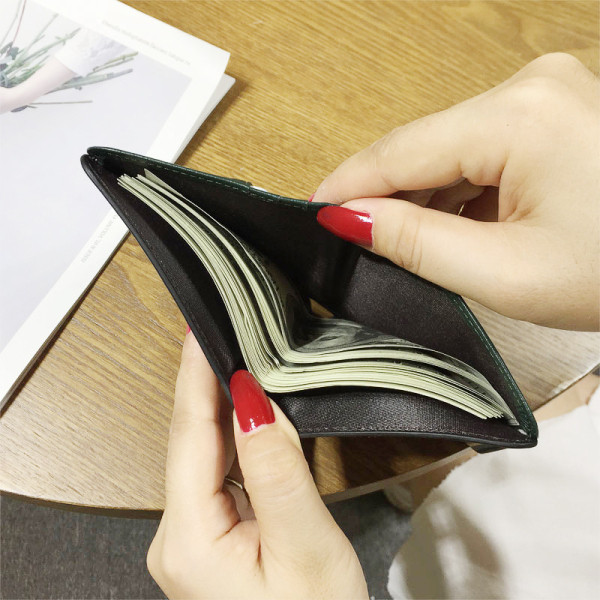 Női alkalmi pénztárca eko bőrből, hímzéssel