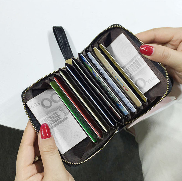 Női alkalmi pénztárca eko bőrből, cipzárral