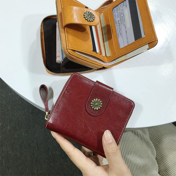 Modern pénztárca eko bőrből készült fém díszítéssel