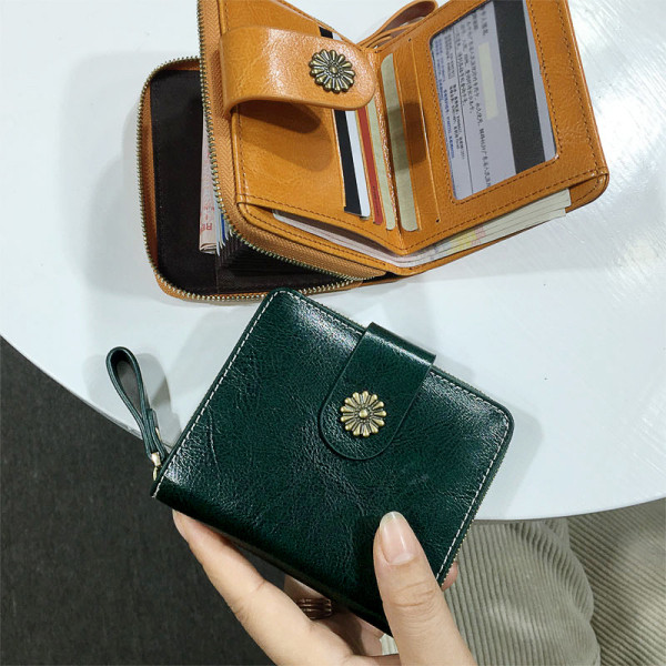 Modern pénztárca eko bőrből készült fém díszítéssel